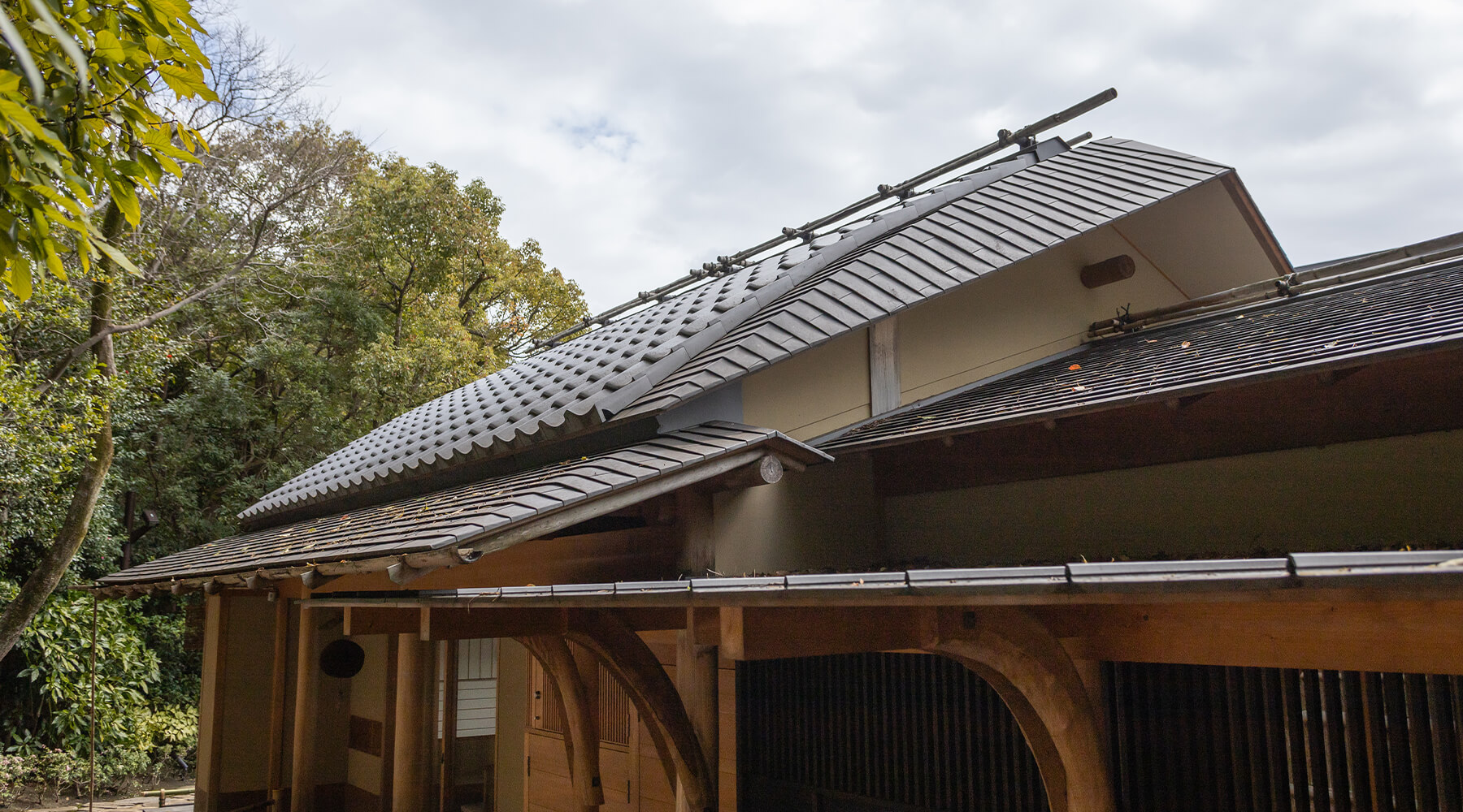 フォーシーズンズホテル京都｜屋根